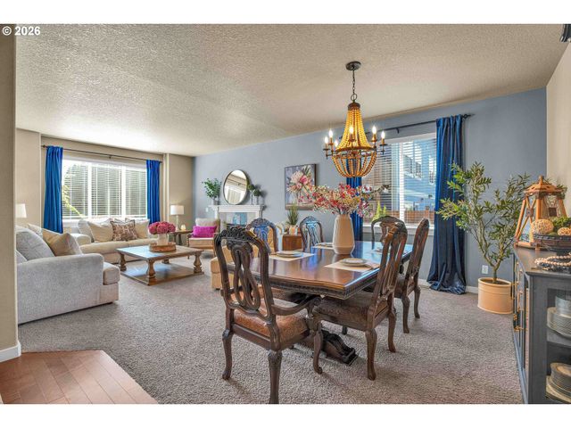 33753 Ne HART Ct, Scappoose, OR 97056