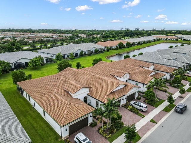 7520 N BLUE SPRING Drive, Parkland, FL 33067