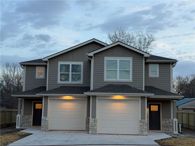 604 North Street, Lawrence, KS 66044