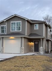 604 North Street, Lawrence, KS 66044