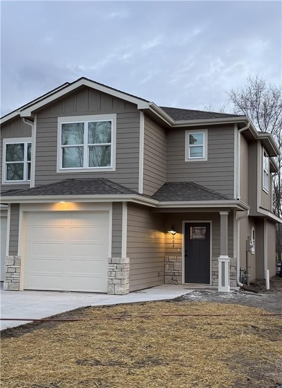 604 North Street, Lawrence, KS 66044