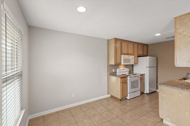 2016 Paisley Drive C, Arlington, TX 76015