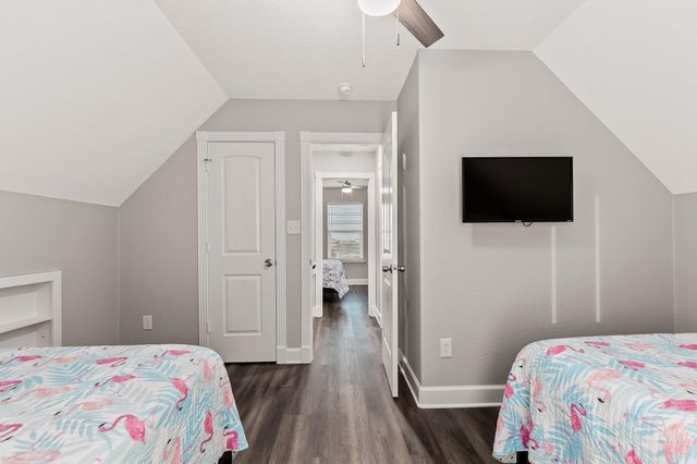 106 Pelican Place, Surfside Beach, TX 77541