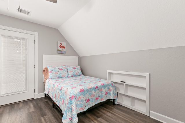 106 Pelican Place, Surfside Beach, TX 77541