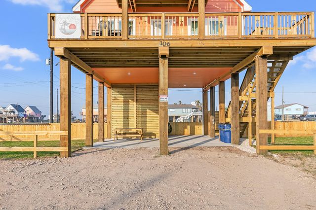 106 Pelican Place, Surfside Beach, TX 77541