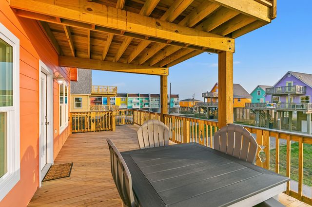 106 Pelican Place, Surfside Beach, TX 77541