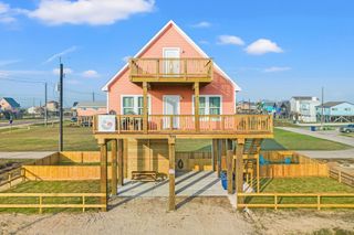 106 Pelican Place, Surfside Beach, TX 77541