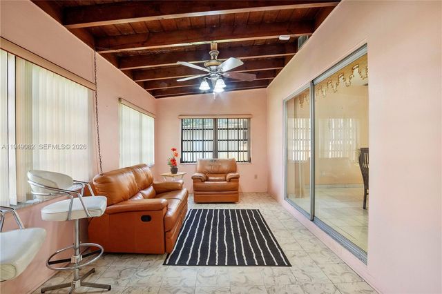 1231 NW 88th St, Miami, FL 33147