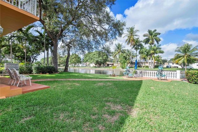 1231 NW 88th St, Miami, FL 33147