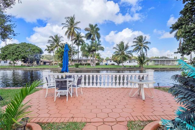 1231 NW 88th St, Miami, FL 33147