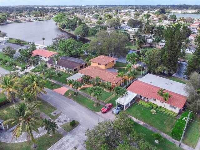 1231 NW 88th St, Miami, FL 33147