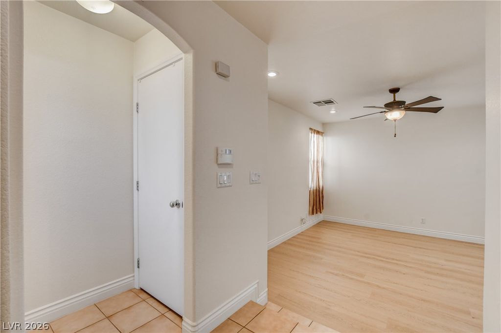 7436 Speedwell Cavern Street, Las Vegas, NV 89139 — photo 4