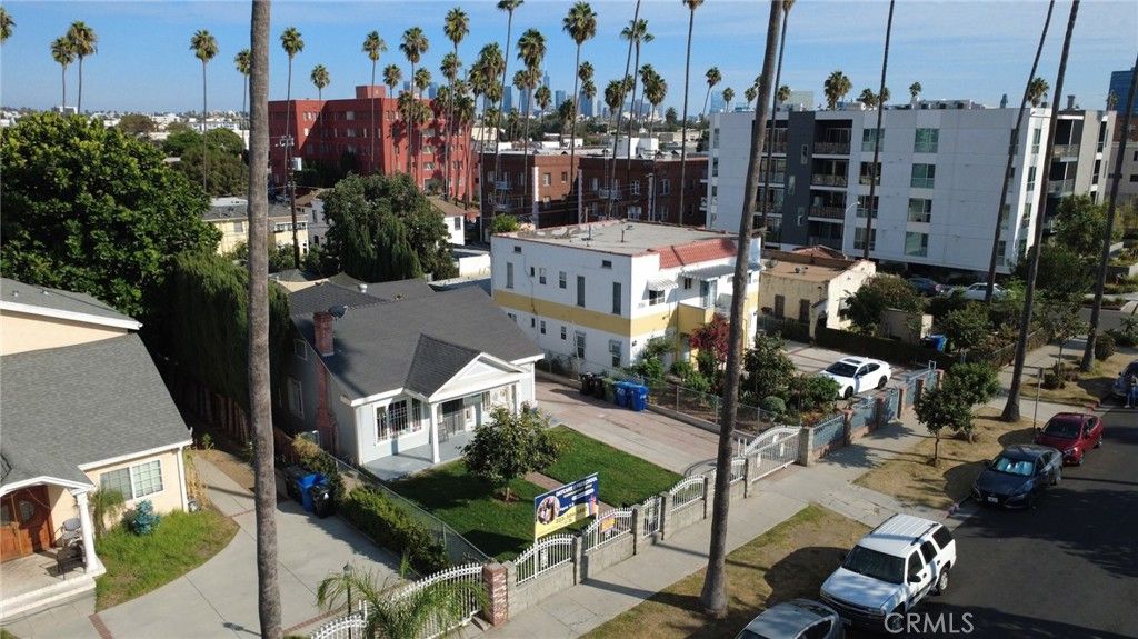 210 N Berendo Street, Los Angeles, CA 90004 — photo 4