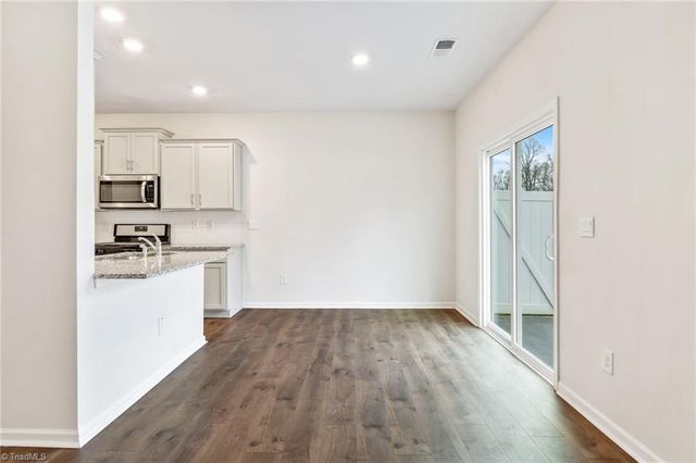 3696 Waterford Oak Court, High Point, NC 27265