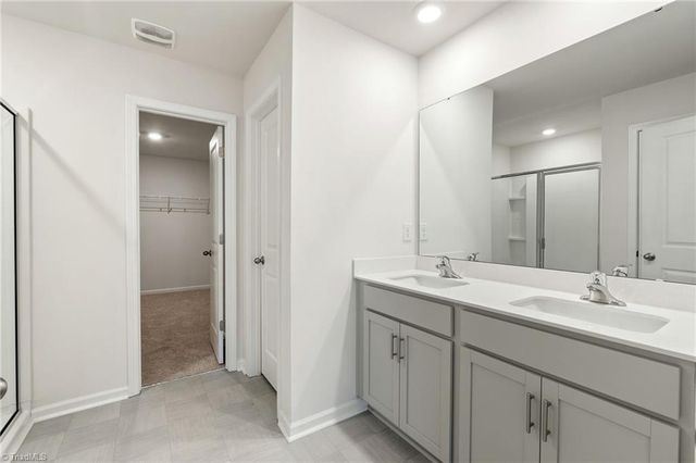 3696 Waterford Oak Court, High Point, NC 27265