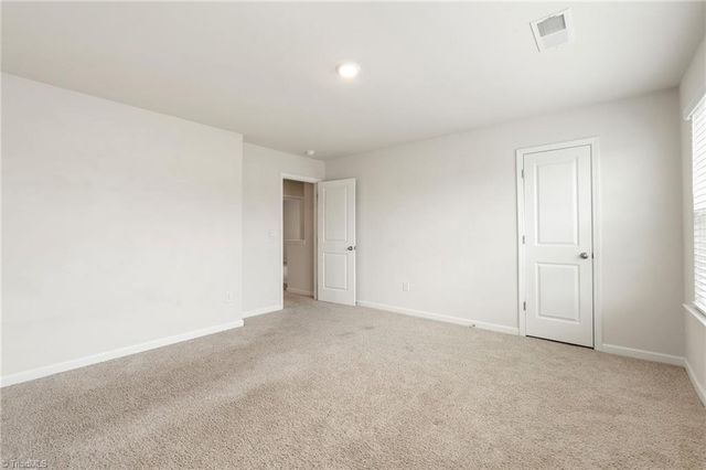 3696 Waterford Oak Court, High Point, NC 27265