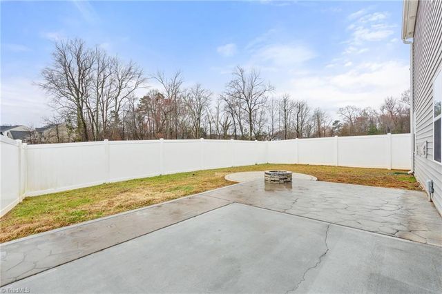 3696 Waterford Oak Court, High Point, NC 27265
