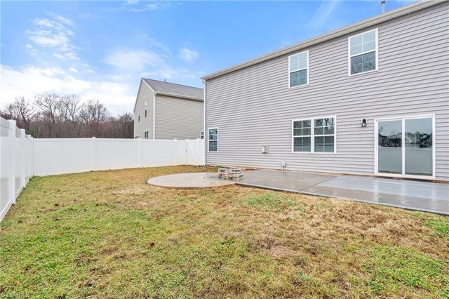 3696 Waterford Oak Court, High Point, NC 27265