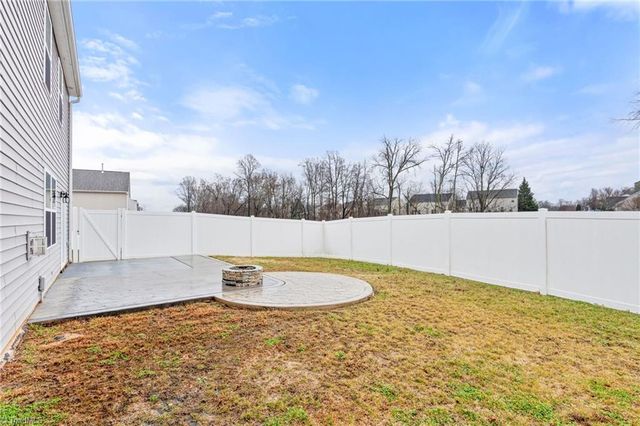 3696 Waterford Oak Court, High Point, NC 27265