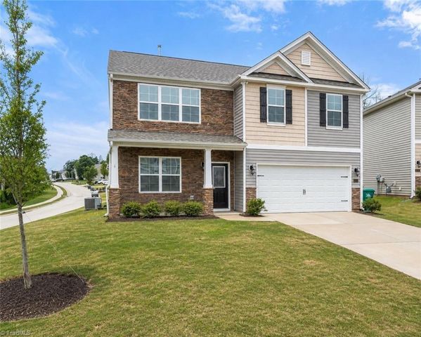 3696 Waterford Oak Court, High Point, NC 27265