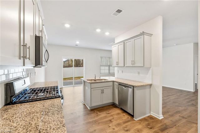 3696 Waterford Oak Court, High Point, NC 27265