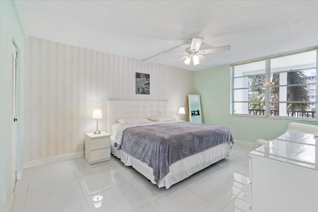 3300 S Ocean Boulevard 617-c, Highland Beach, FL 33487