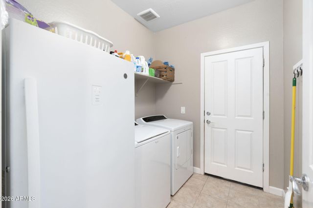 4041 E AMBER Lane, Gilbert, AZ 85296