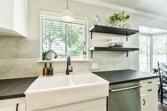 12918 Foxburo Drive, Houston, TX 77065