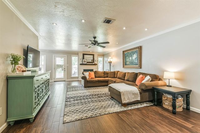 12918 Foxburo Drive, Houston, TX 77065