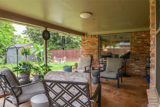 7629 University Drive, Shreveport, LA 71105