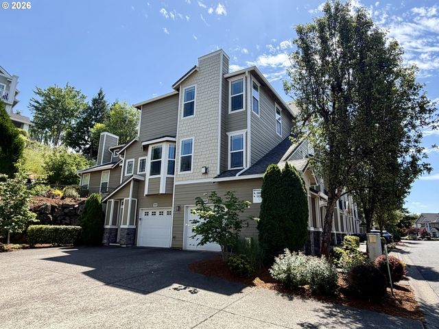 3810 SUMMERLINN Dr, West Linn, OR 97068