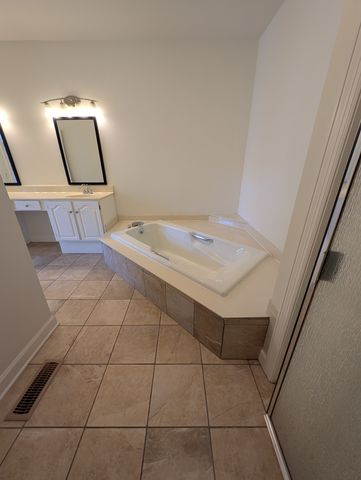 407 Clairton Ct, Nashville, TN 37215
