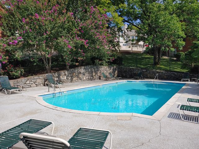 407 Clairton Ct, Nashville, TN 37215