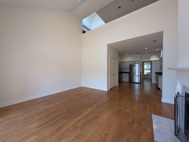 407 Clairton Ct, Nashville, TN 37215