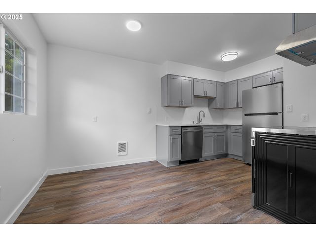 4522 PACIFIC Ave, Vancouver, WA 98663