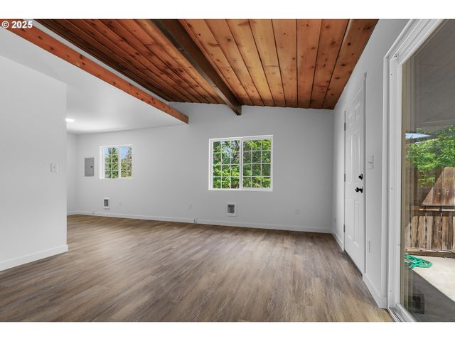 4522 PACIFIC Ave, Vancouver, WA 98663