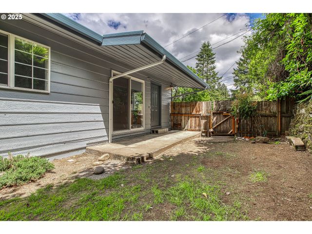 4522 PACIFIC Ave, Vancouver, WA 98663