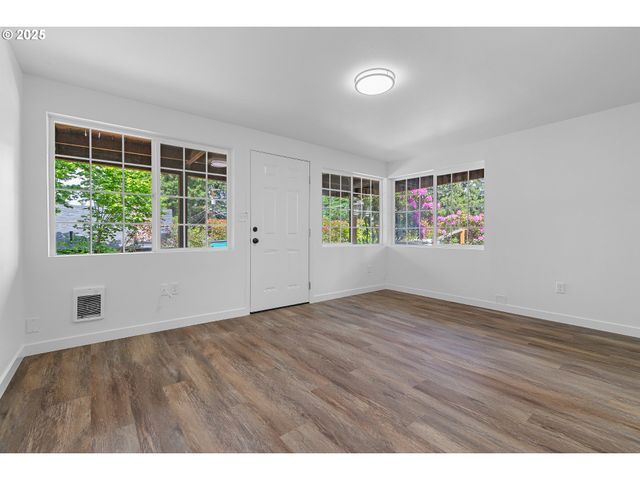 4522 PACIFIC Ave, Vancouver, WA 98663
