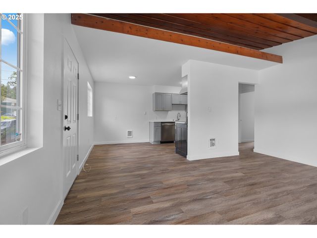 4522 PACIFIC Ave, Vancouver, WA 98663