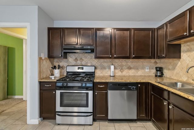 126 Arnold, San Antonio, TX 78213