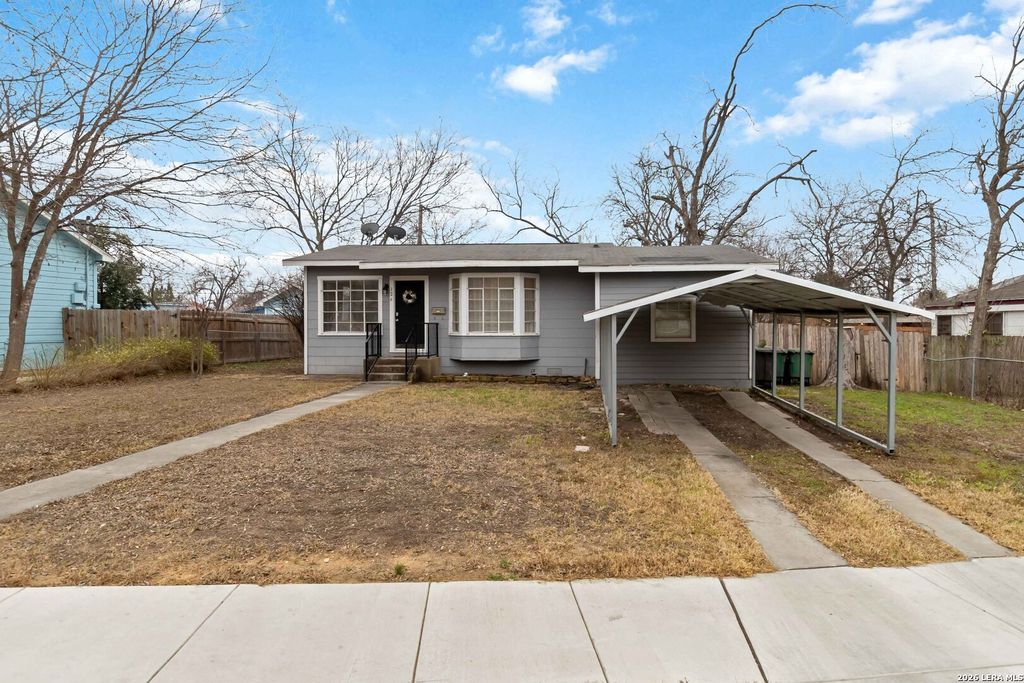 126 Arnold, San Antonio, TX 78213