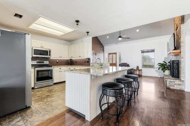 1867 Fm 758, New Braunfels, TX 78130