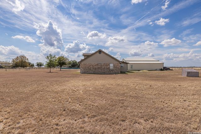 1867 Fm 758, New Braunfels, TX 78130