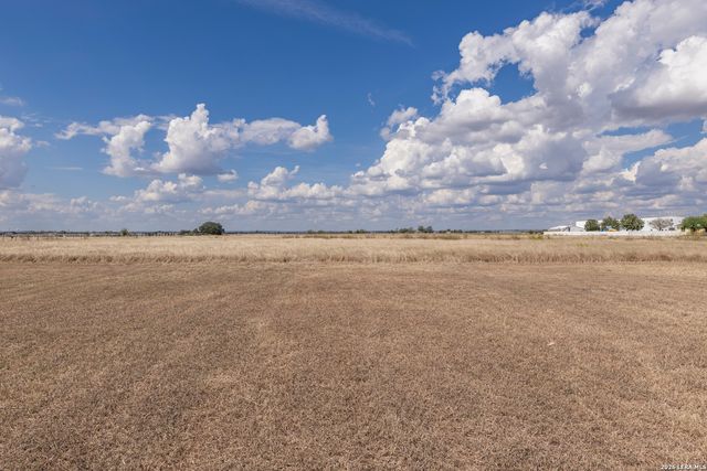 1867 Fm 758, New Braunfels, TX 78130