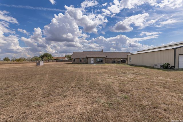 1867 Fm 758, New Braunfels, TX 78130