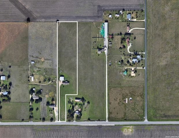1867 Fm 758, New Braunfels, TX 78130