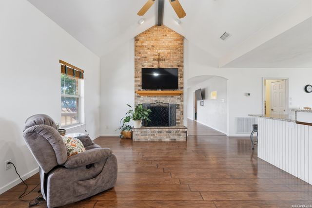 1867 Fm 758, New Braunfels, TX 78130