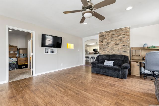 1867 Fm 758, New Braunfels, TX 78130