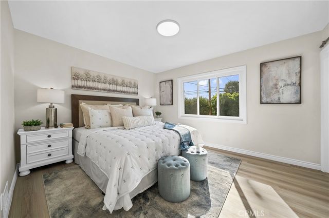 922 E Edgecomb, Covina, CA 91724