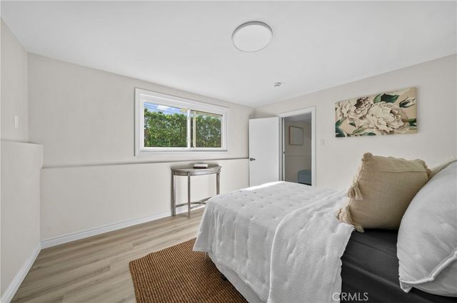 922 E Edgecomb, Covina, CA 91724